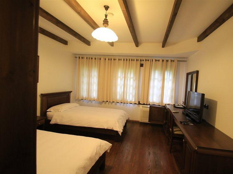 Boutique Hotel Muzaka Berat Exterior photo