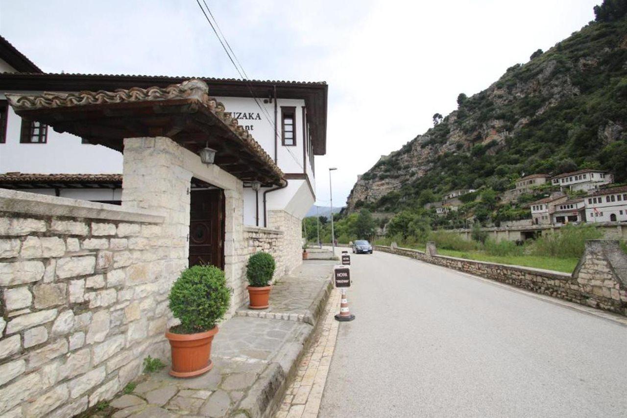 Boutique Hotel Muzaka Berat Exterior photo