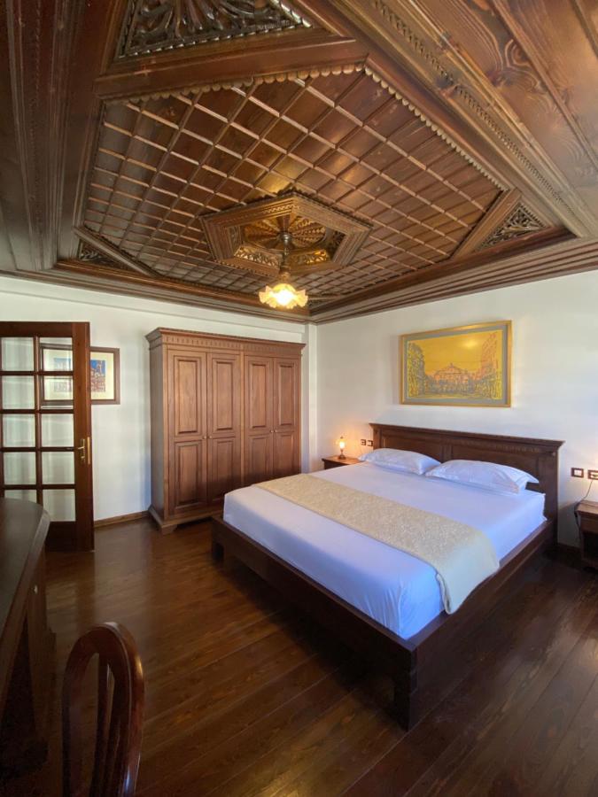 Boutique Hotel Muzaka Berat Exterior photo