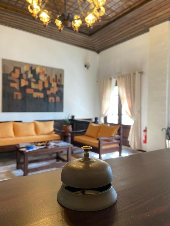 Boutique Hotel Muzaka Berat Exterior photo