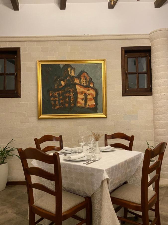 Boutique Hotel Muzaka Berat Exterior photo