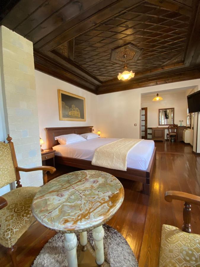 Boutique Hotel Muzaka Berat Exterior photo
