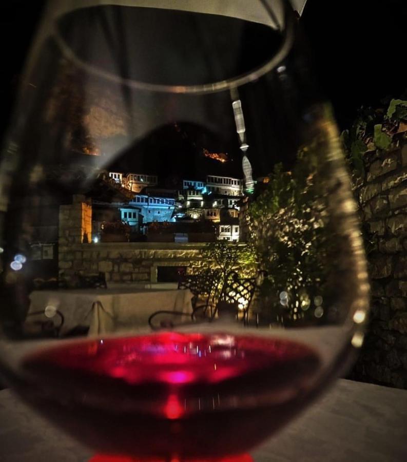 Boutique Hotel Muzaka Berat Exterior photo