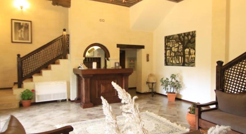 Boutique Hotel Muzaka Berat Exterior photo